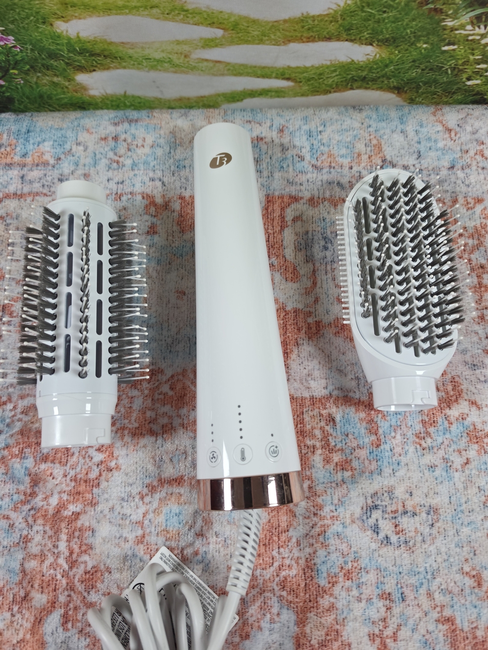T3 AireLuxe Hair Dryer and Styling Brush Duo – White/Rose Gold